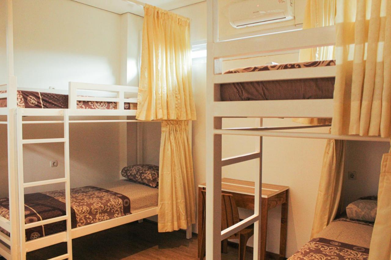 Rion Hostel Μπογκόρ Εξωτερικό φωτογραφία