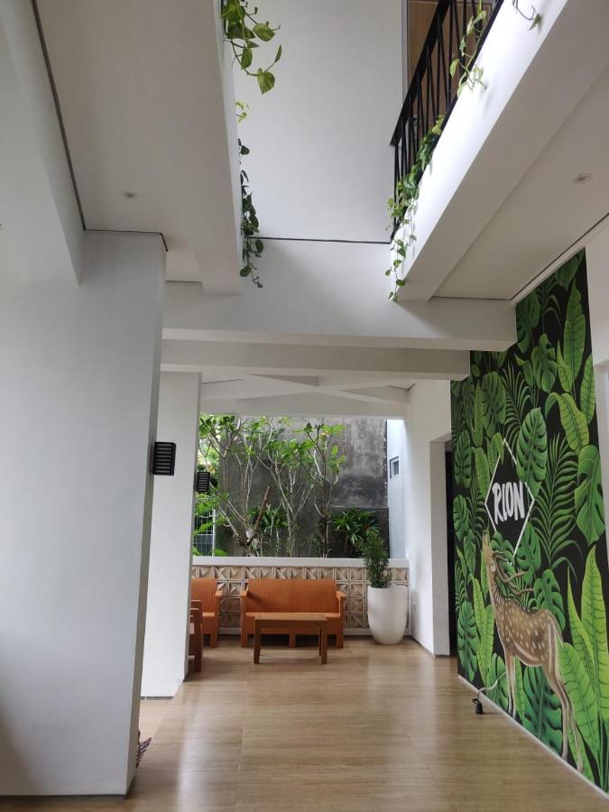 Rion Hostel Μπογκόρ Εξωτερικό φωτογραφία